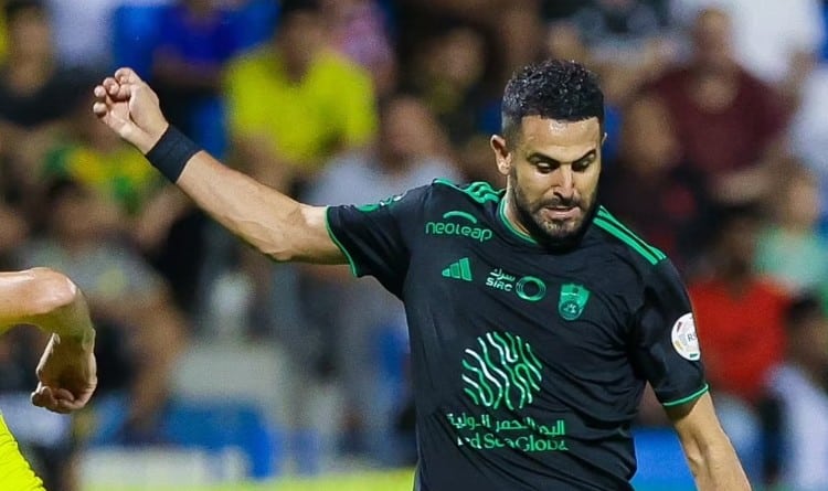 Riyad Mahrez: Cánh chim đầu đàn tại Al-Ahli